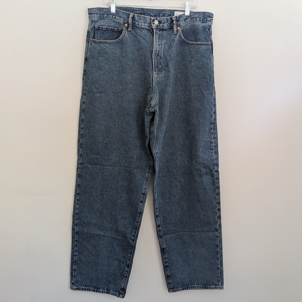 NWT Gap Mens 36x34 Baggy Fit Jeans  Medium Wash Blue Wide Leg Denim